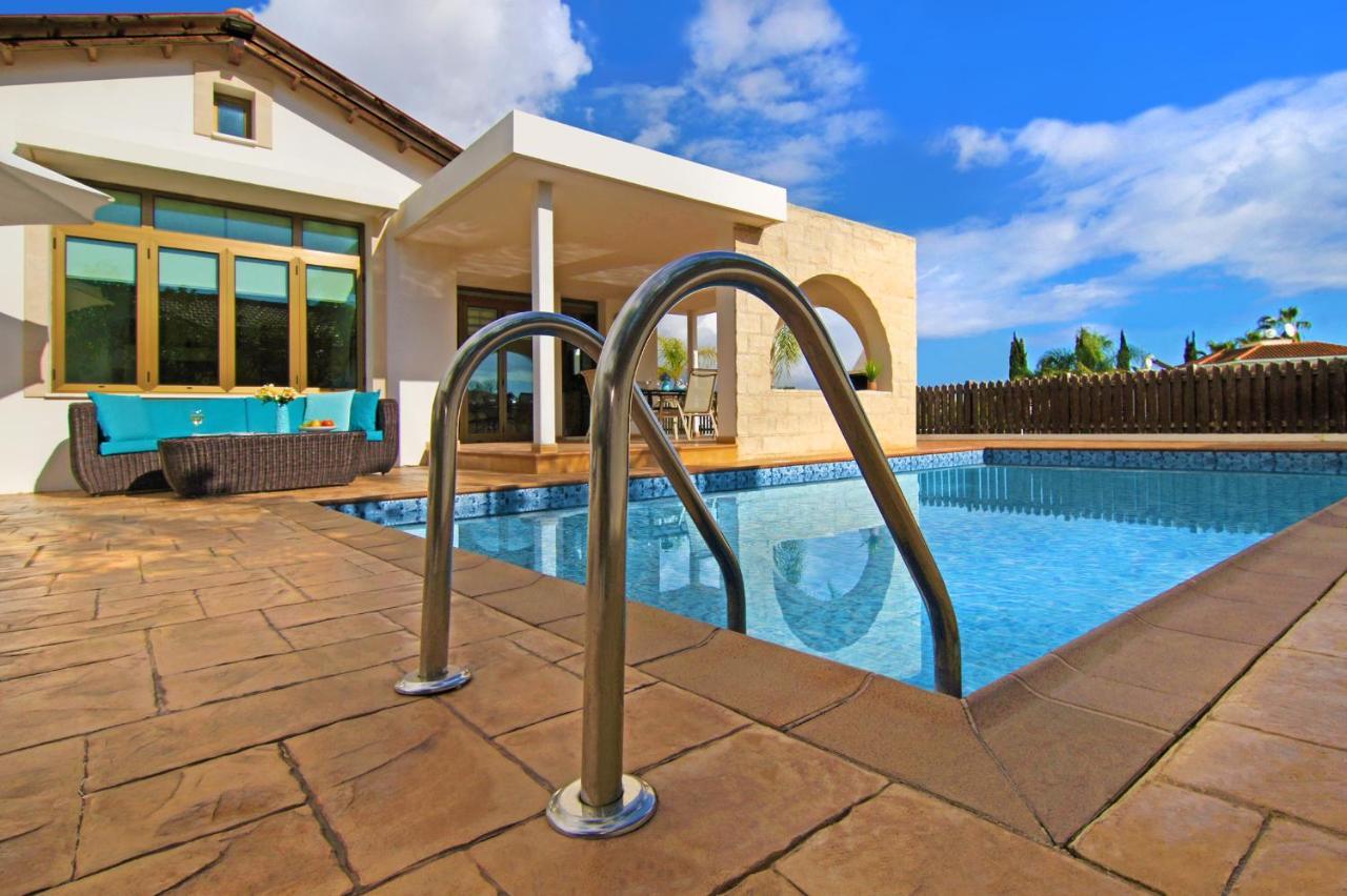 Villa Merry أيا نابا المظهر الخارجي الصورة